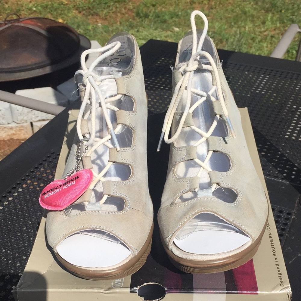 Sketchers Ghillie Tie Wedges